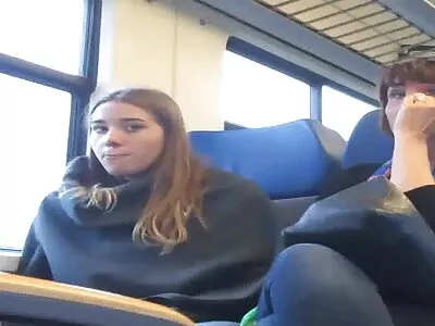 Брюнетка, яка любить півень, збирається скачать порно українське закінчити